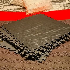 6 pcs. Interlocking fitness flooring